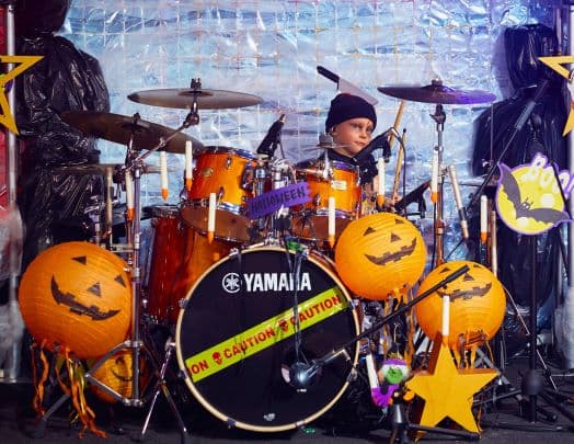 Уроки гри на ударних та барабанах Дніпро, для дорослих і дітей